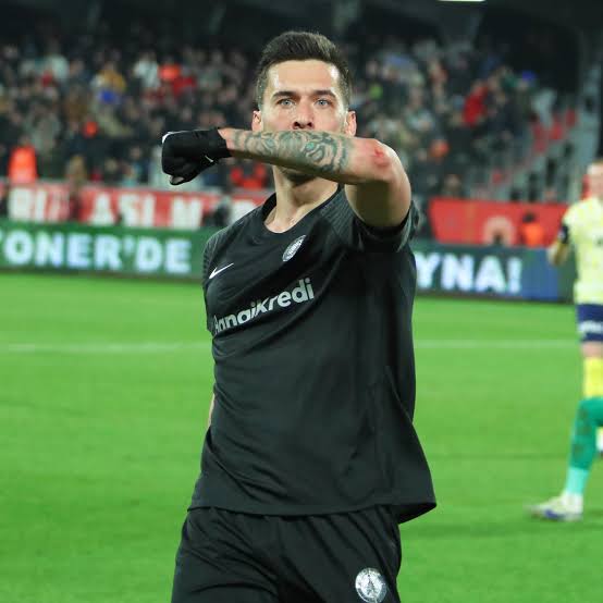 EN İYİ TÜRK FUTBOLCU